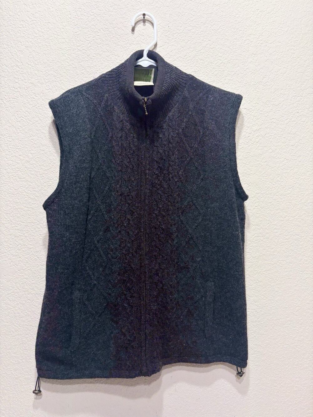 Aran Irish Wool Sweater Vest Grey Black Large Lined Vintage
